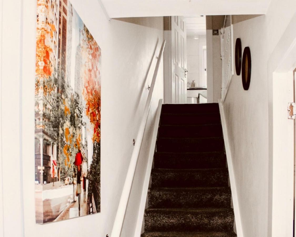 Home To Home Stay Apartment Glasgow Bagian luar foto