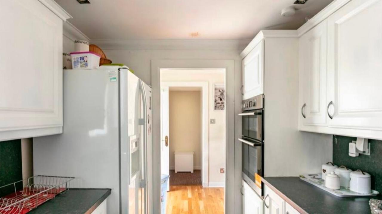 Home To Home Stay Apartment Glasgow Bagian luar foto